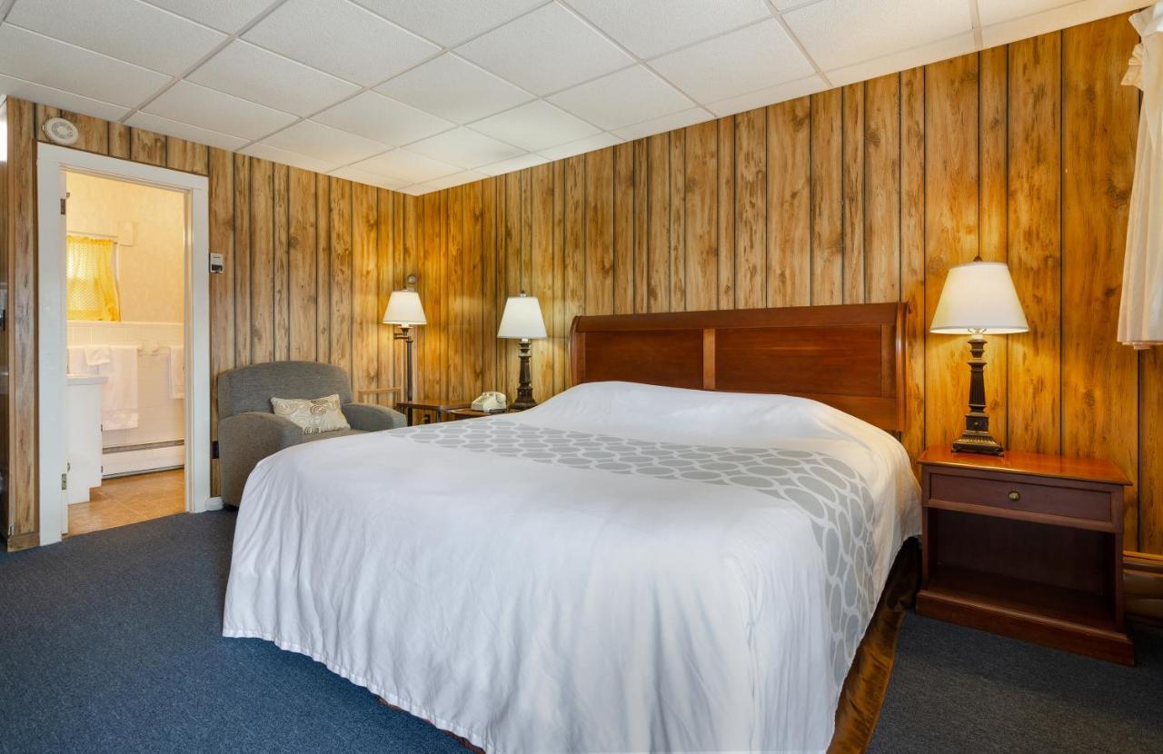 Knob Hill Motor Lodge Hillsville Bagian luar foto